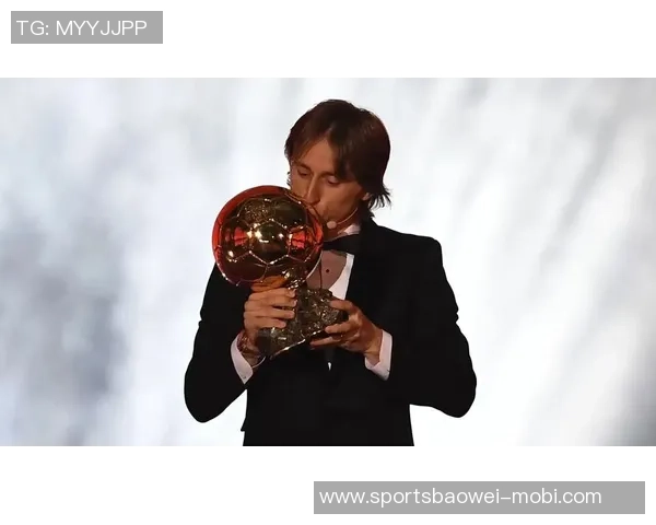 莫德里奇荣获米体传奇奖感慨加盟米兰如梦似幻